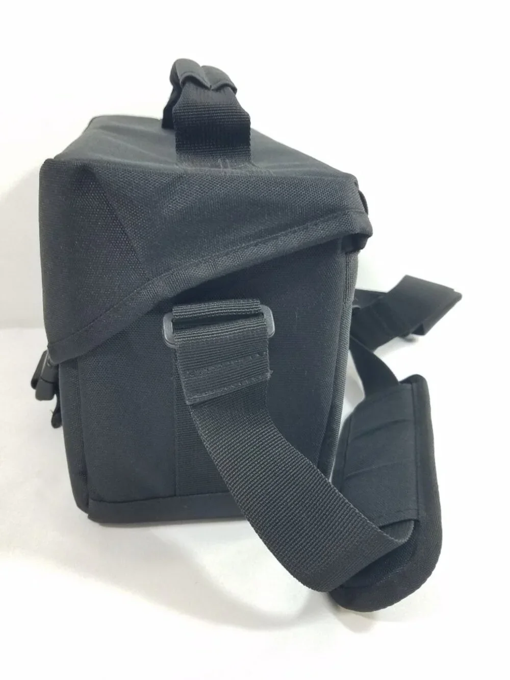 Canon Black Camera Bag With Adjustable Strap & Padded Interior For Cameras